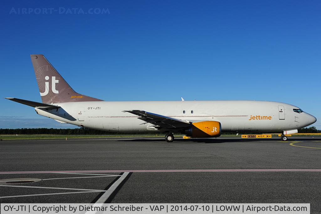 OY-JTI, 1991 Boeing 737-448 C/N 25052, Jettime Boeing 737-400
