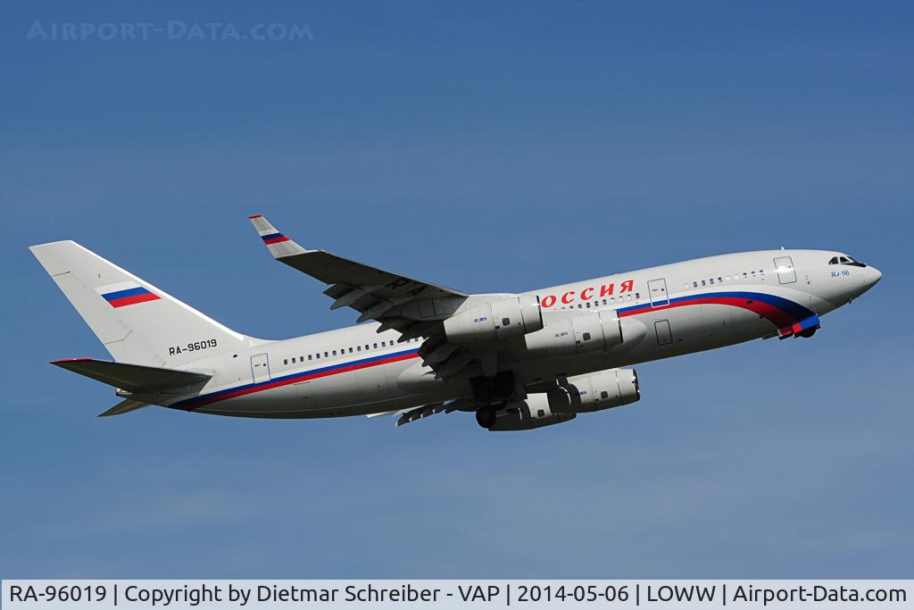RA-96019, 2009 Ilyushin Il-96-300 C/N 74393202019, Rossija Iljuschin 96