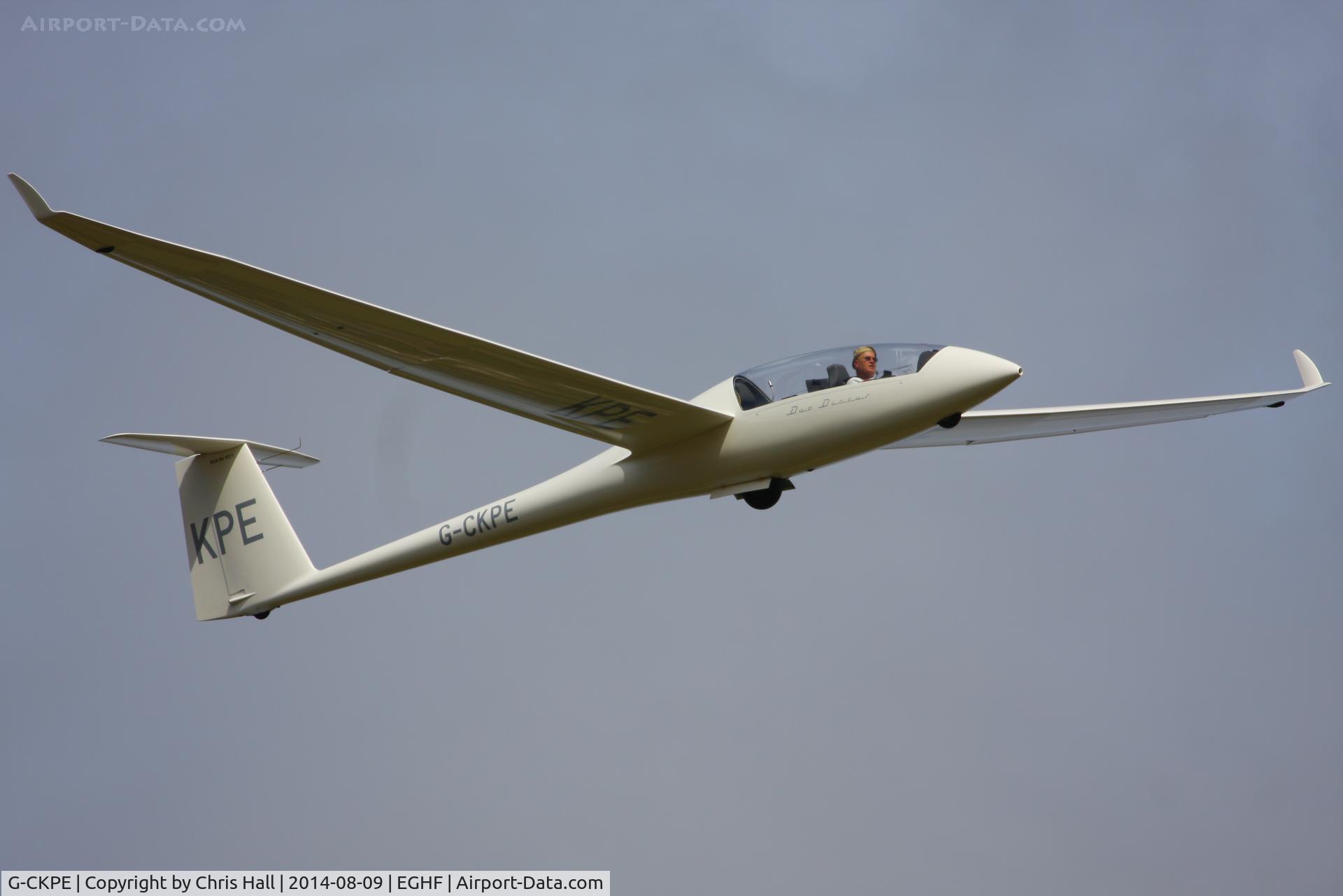 G-CKPE, 1995 Schempp-Hirth Duo Discus T C/N 56, at Lee on Solent