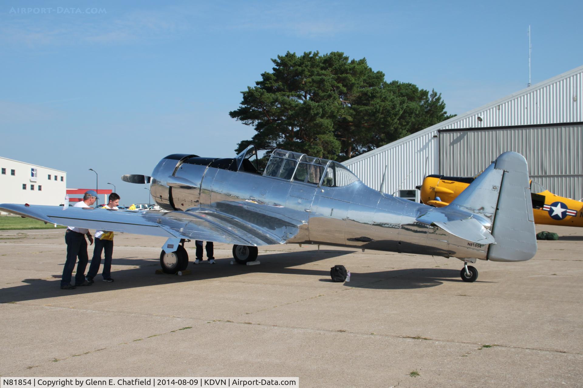 N81854, 1944 North American AT-6F C/N 121-42579 (44-81857), At the Quad Cities Air Show