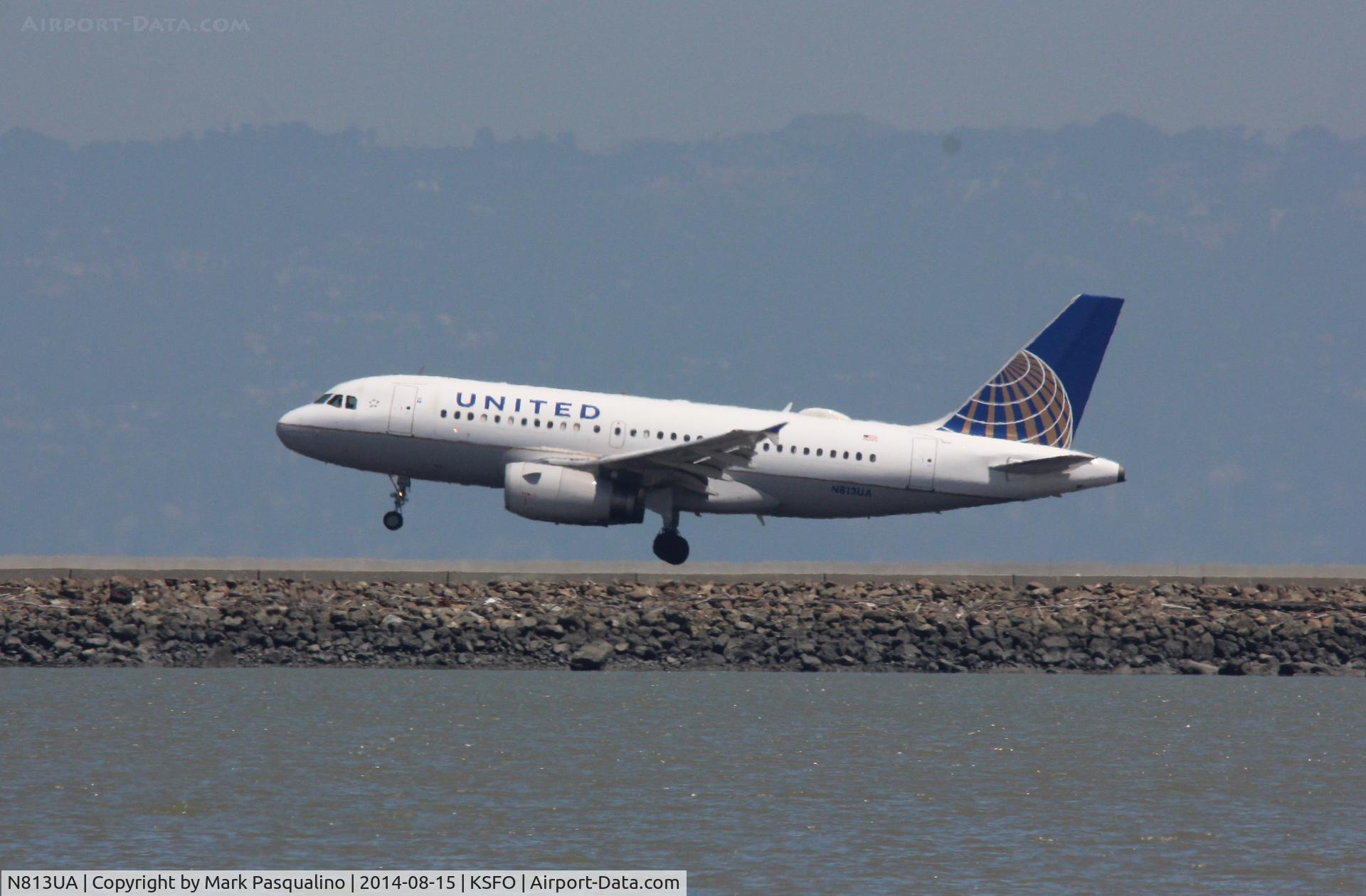 N813UA, 1998 Airbus A319-131 C/N 858, Airbus A319