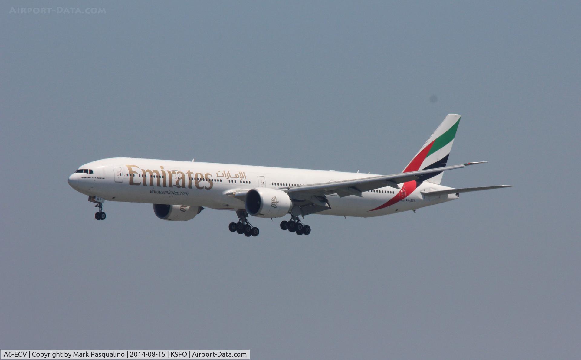 A6-ECV, 2009 Boeing 777-31H/ER C/N 35594, Boeing 777-300ER