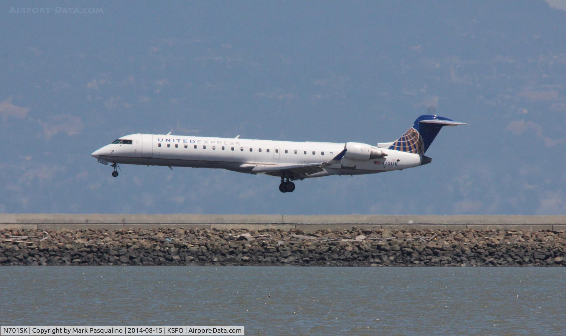 N701SK, 2004 Bombardier CRJ-700 (CL-600-2C10) Regional Jet C/N 10133, CL-600-2C10