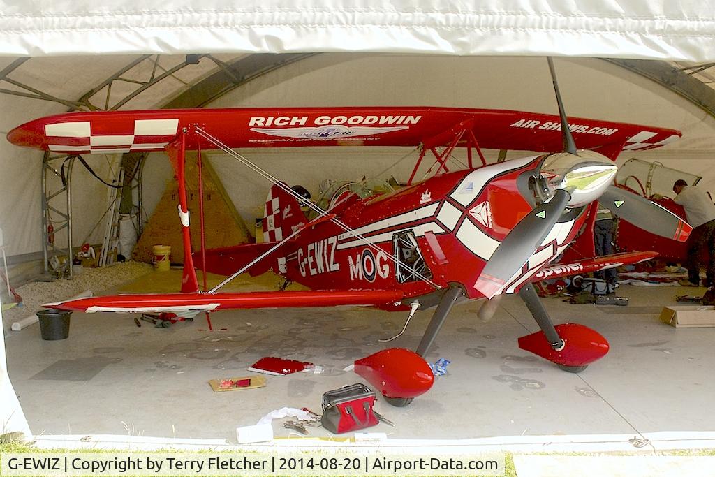 G-EWIZ, 1981 Pitts S-2S Special C/N S18, At Bidford