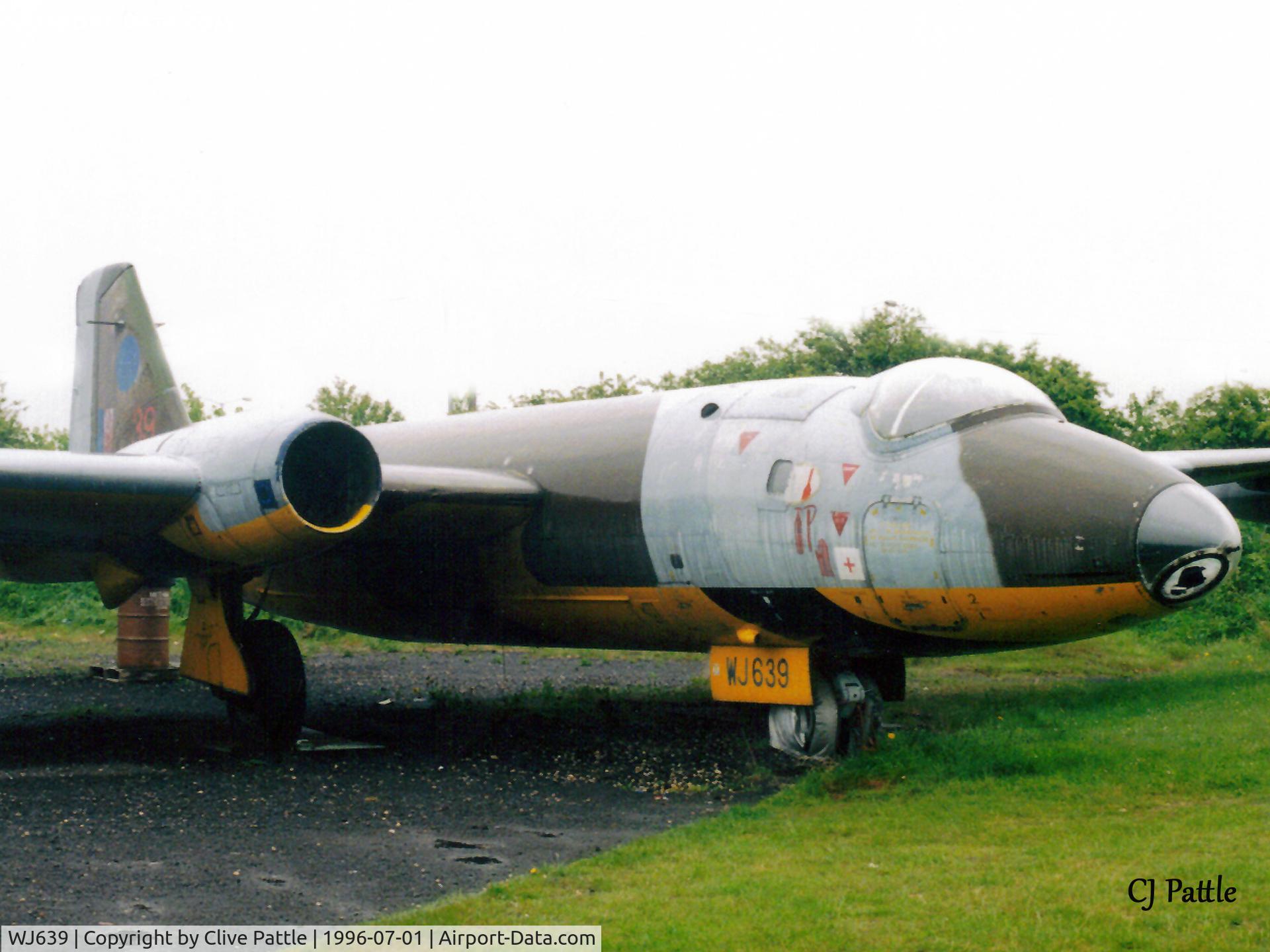 WJ639, English Electric Canberra TT.18 C/N HP-206B, Scanned from print. Canberra WJ639, ex RAF Wyton 39 Sqn PRU in open display at Usworth Jul '96