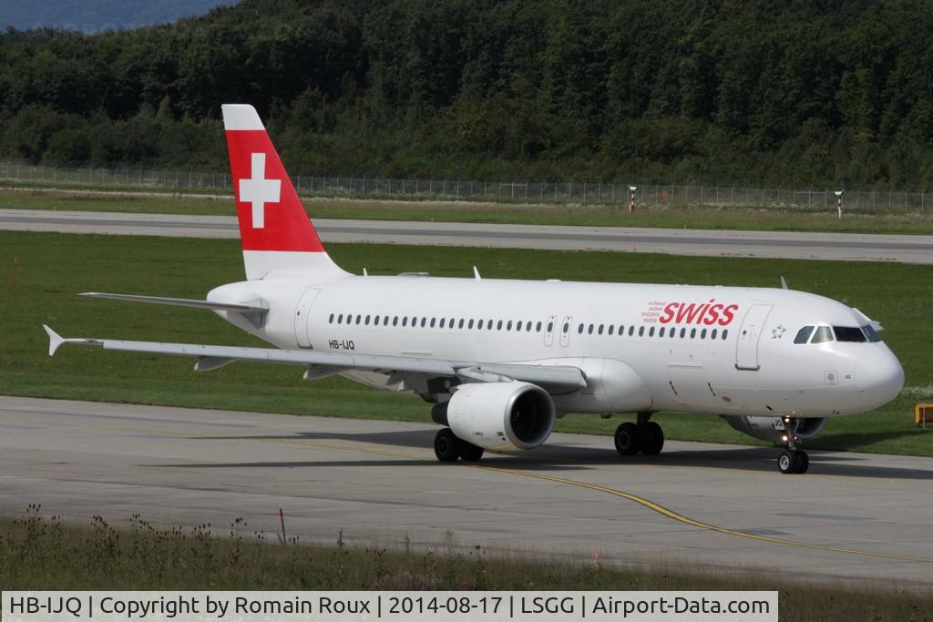 HB-IJQ, 1997 Airbus A320-214 C/N 701, Taxiing