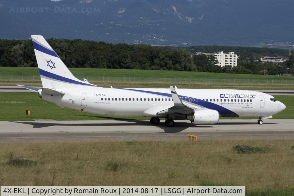4X-EKL, 2009 Boeing 737-85P C/N 35478, Taxiing