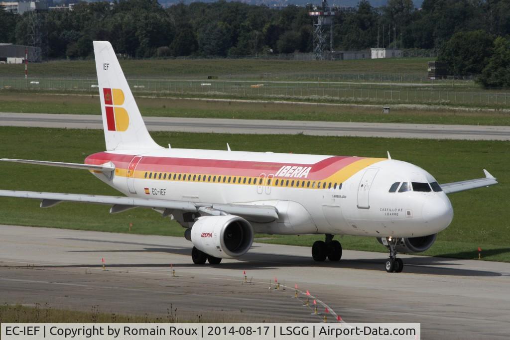 EC-IEF, 2001 Airbus A320-214 C/N 1655, Taxiing