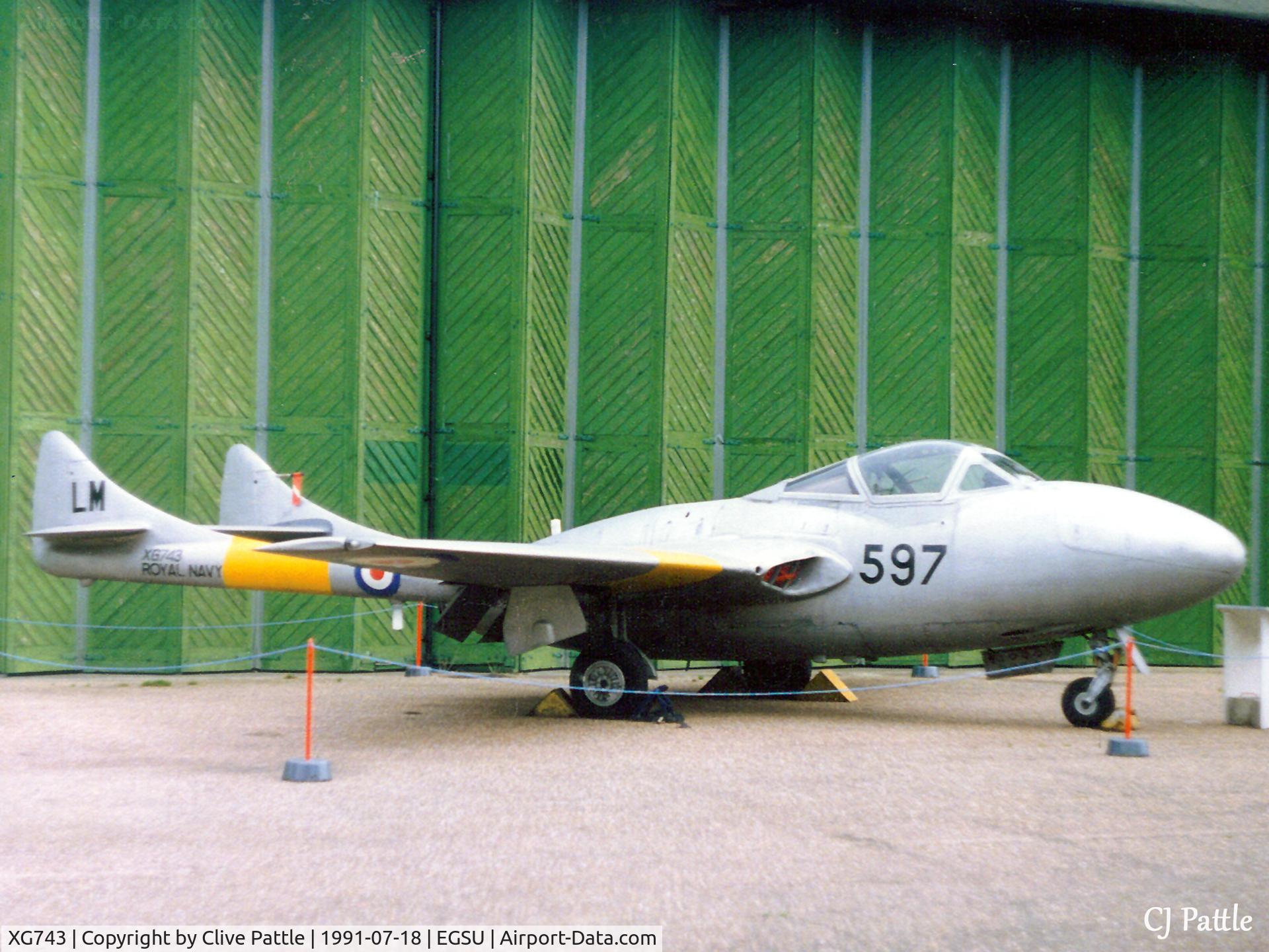 XG743, 1954 De Havilland DH-115 Sea Vampire T.22 C/N 15634, Externally displayed at IWM Duxford in 1991