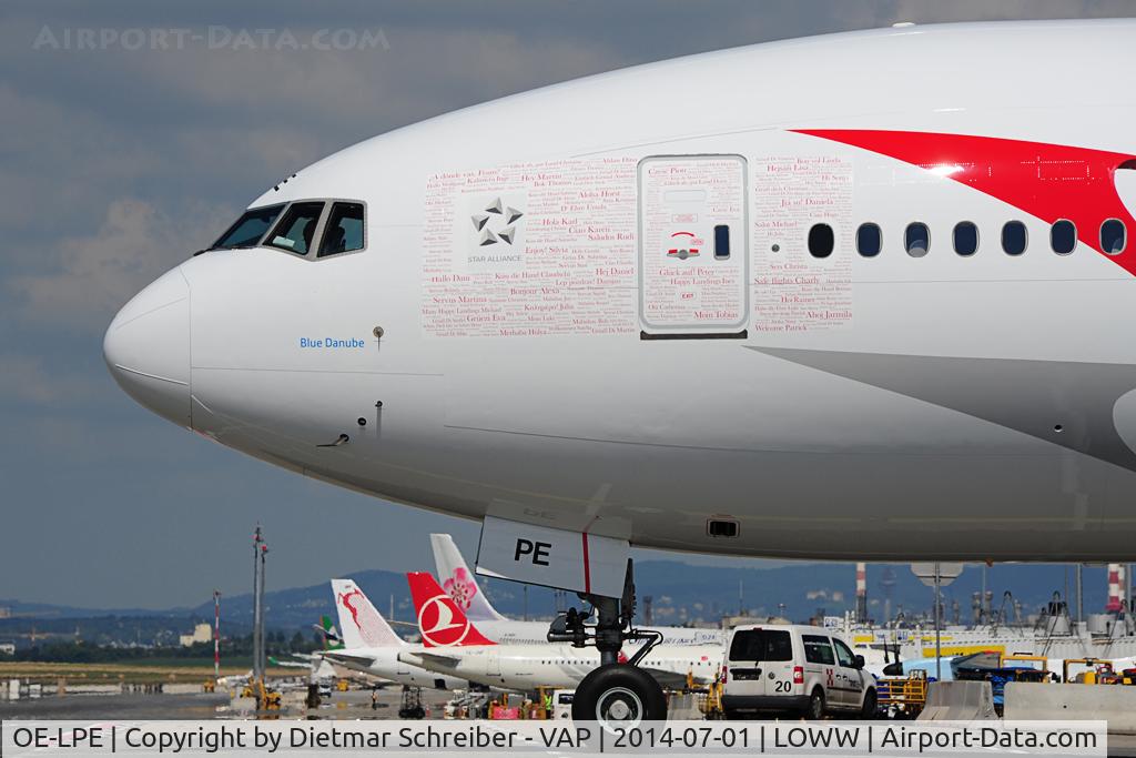 OE-LPE, 1998 Boeing 777-2Q8/ER C/N 27607, Austrian Boeing 777-200