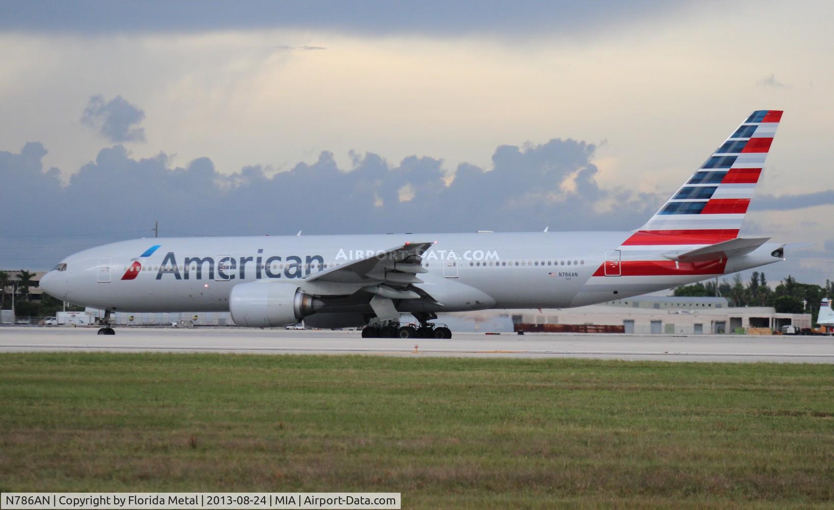 N786AN, 2000 Boeing 777-223 C/N 30250, American 777-200