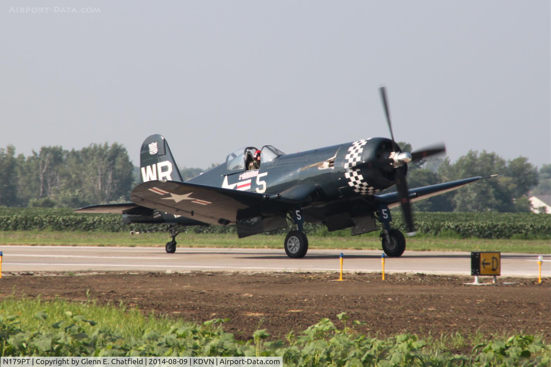 N179PT, 1948 Vought F4U-5 Corsair C/N Not found (Bu122179), At the Quad Cities Air Show