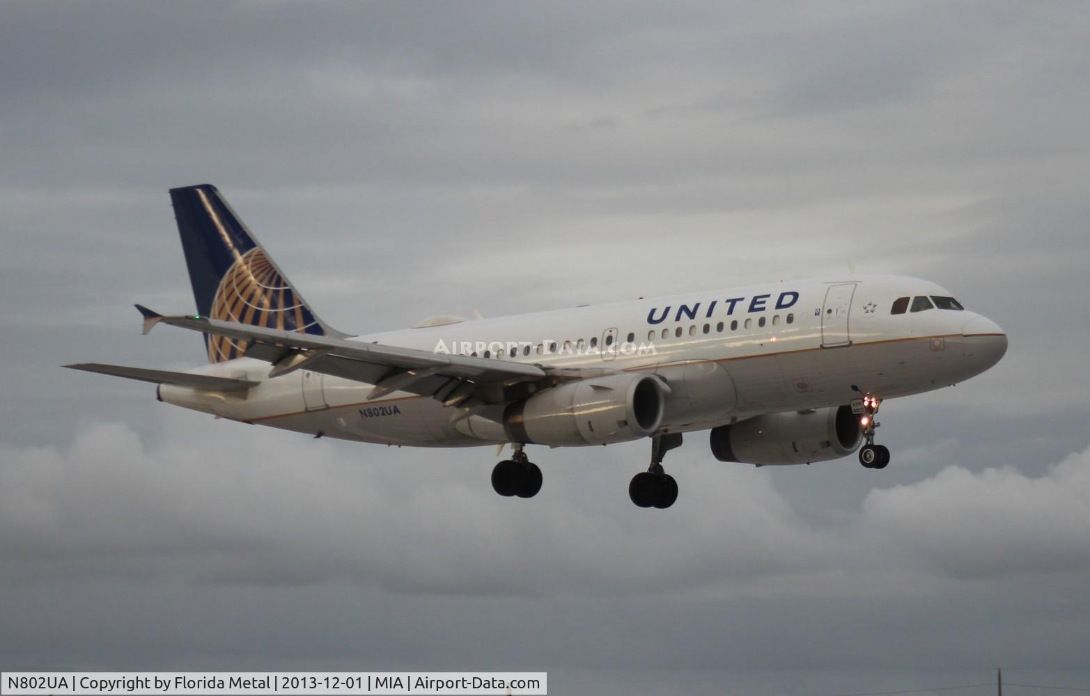 N802UA, 1997 Airbus A319-131 C/N 690, United A319