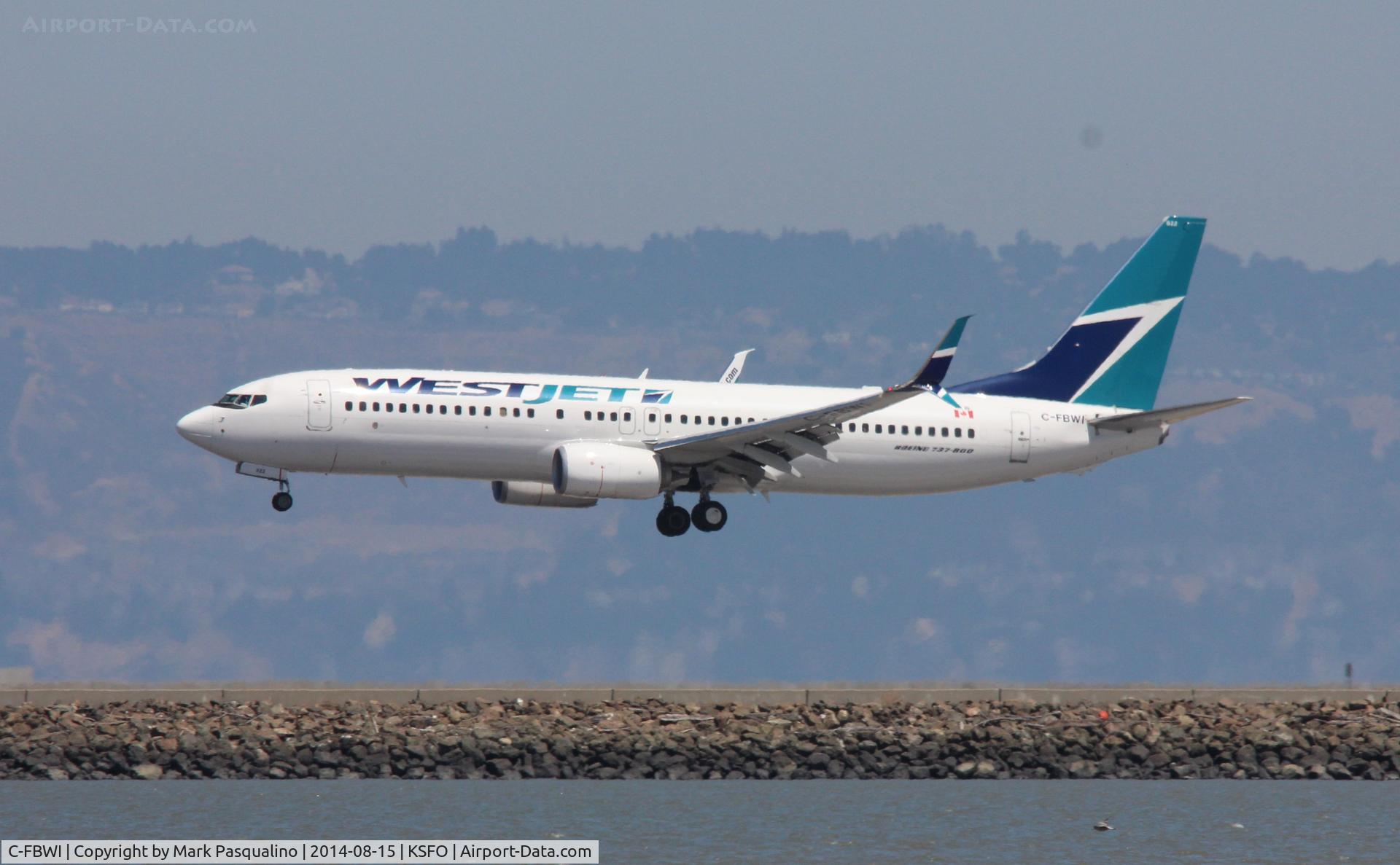 C-FBWI, 2013 Boeing 737-8CT C/N 39090, Boeing 737-800
