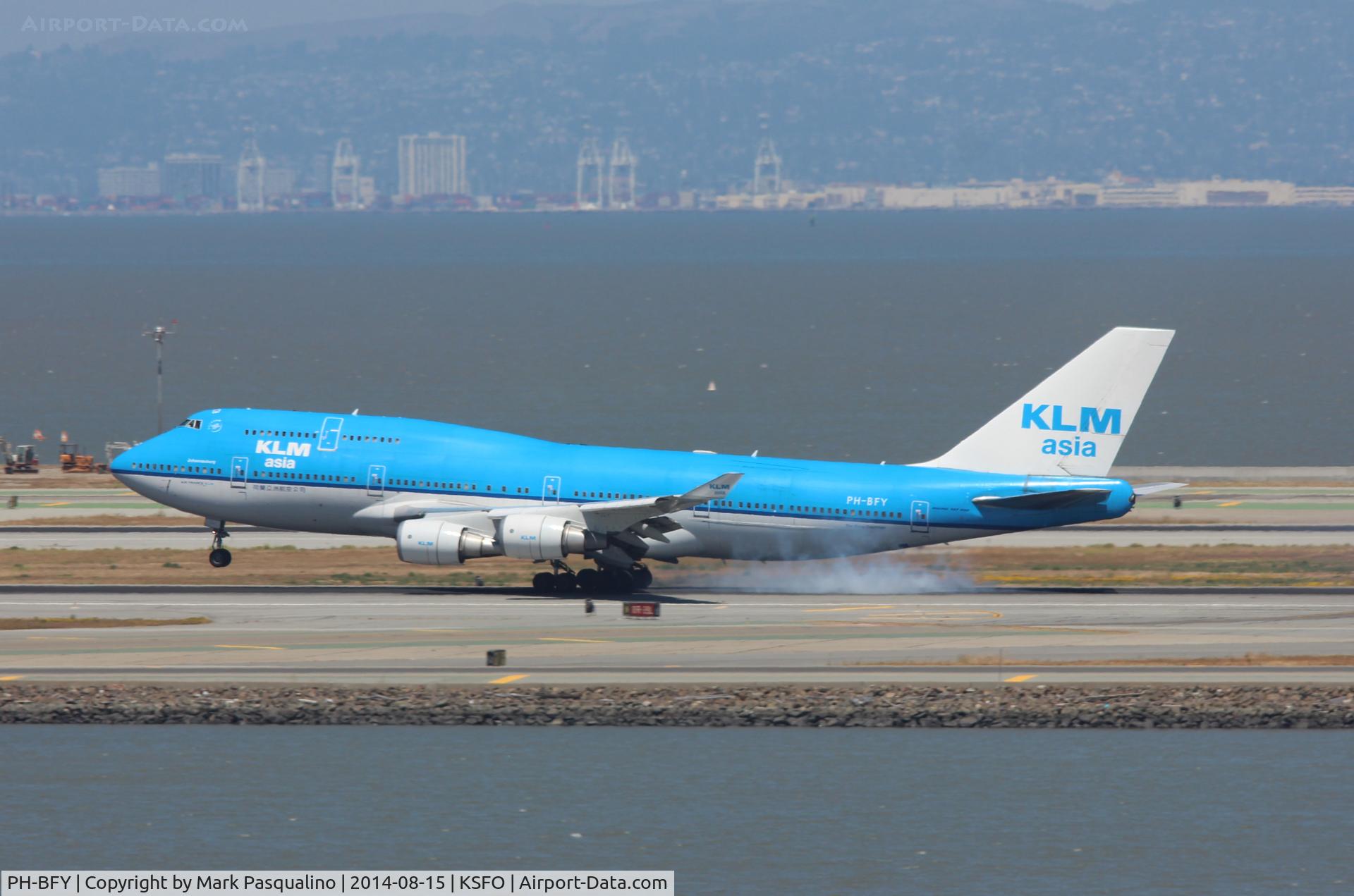 PH-BFY, 2002 Boeing 747-406BC C/N 30455, Boeing 747-400