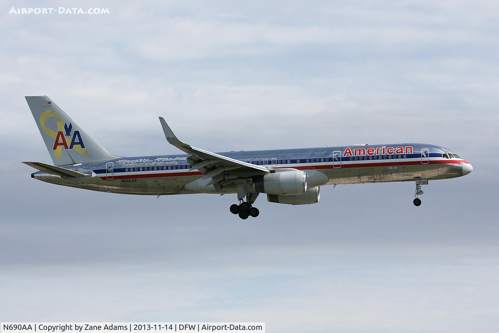 N690AA, 1993 Boeing 757-223 C/N 25696, At DFW Airport