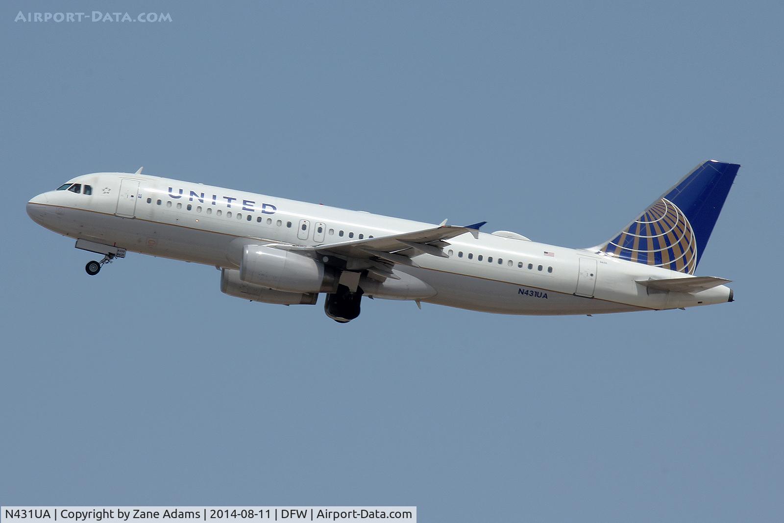 N431UA, 1996 Airbus A320-232 C/N 571, At DFW Airport