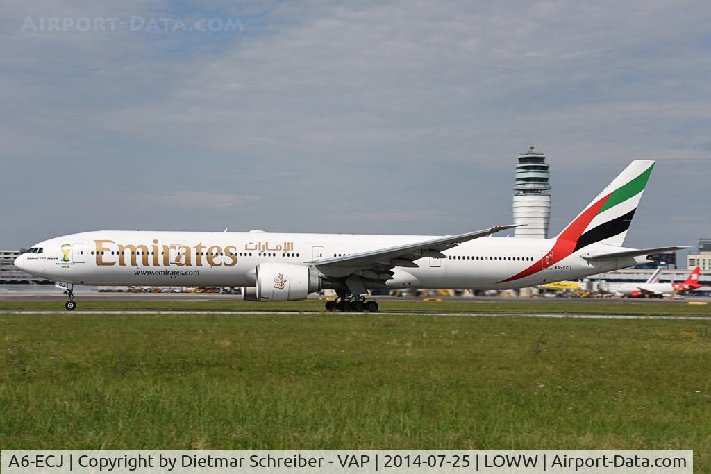 A6-ECJ, 2008 Boeing 777-31H/ER C/N 35583, Emirates Boeing 777-300