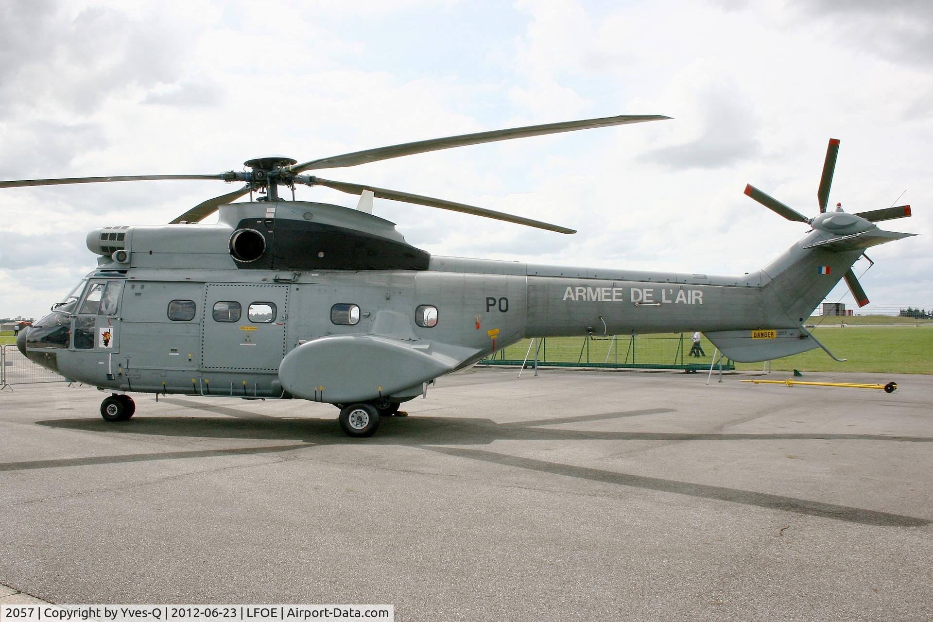 2057, Aérospatiale AS-332C Super Puma C/N 2057, Aerospatiale AS332C Super Puma (2057-PO), Static display, Evreux-Fauville AB 105
