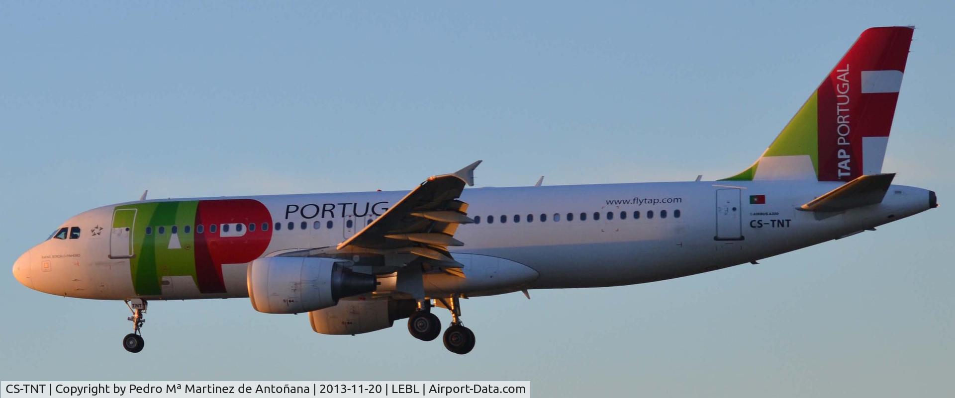 CS-TNT, 2009 Airbus A320-214 C/N 4095, Aeropuerto El Prat Barcelona
