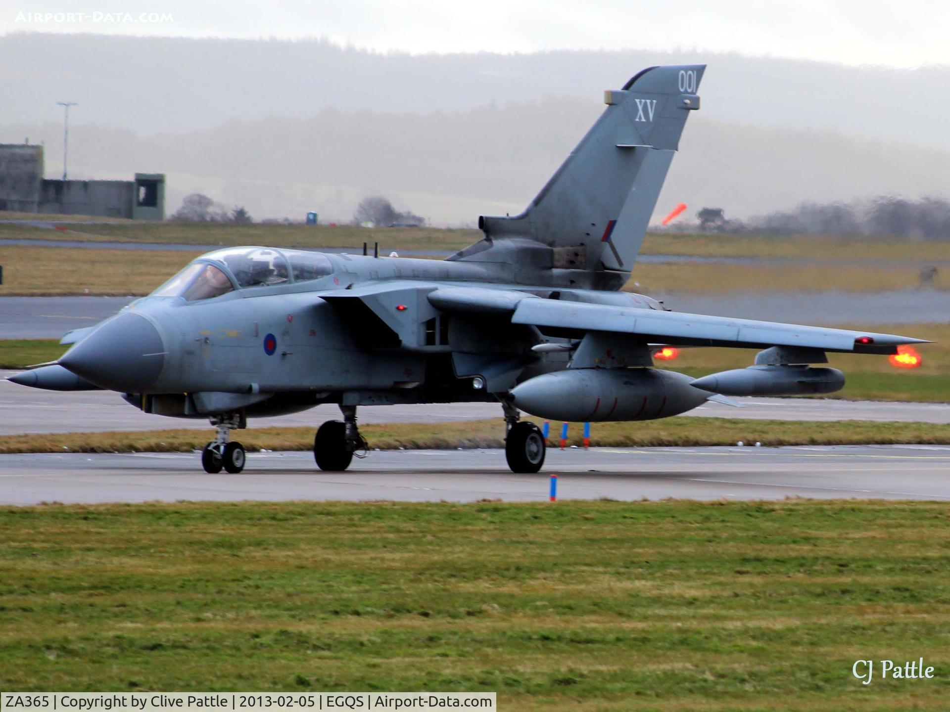 ZA365, 1982 Panavia Tornado GR.4(T) C/N 156/BT029/3079, ZA365/001 at RAF Lossiemouth EGQS
