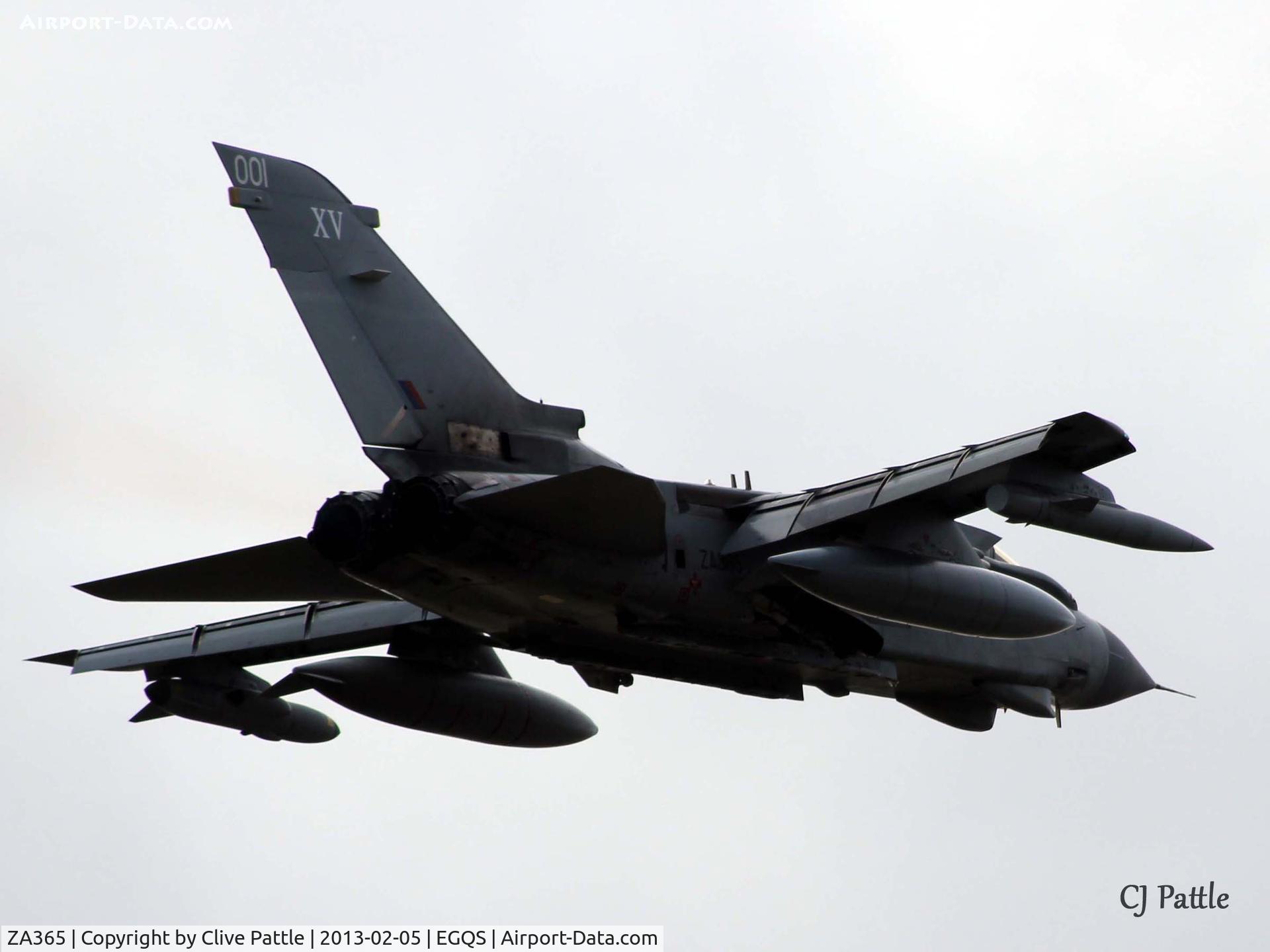 ZA365, 1982 Panavia Tornado GR.4(T) C/N 156/BT029/3079, Overshoot at RAF Lossiemouth EGQS