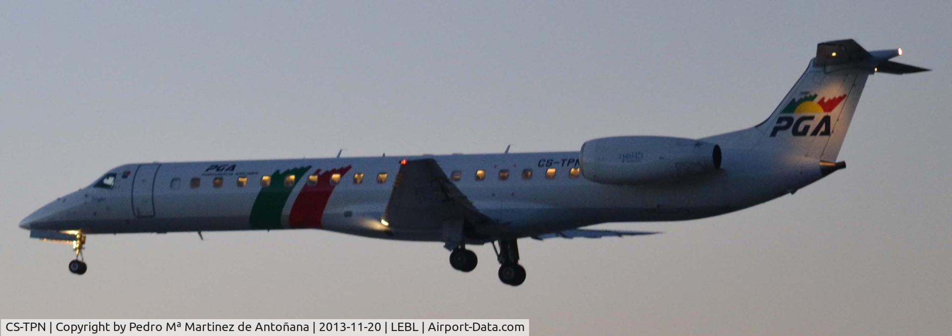 CS-TPN, 1998 Embraer EMB-145EP (ERJ-145EP) C/N 145099, Aeropuerto El Prat Barcelona