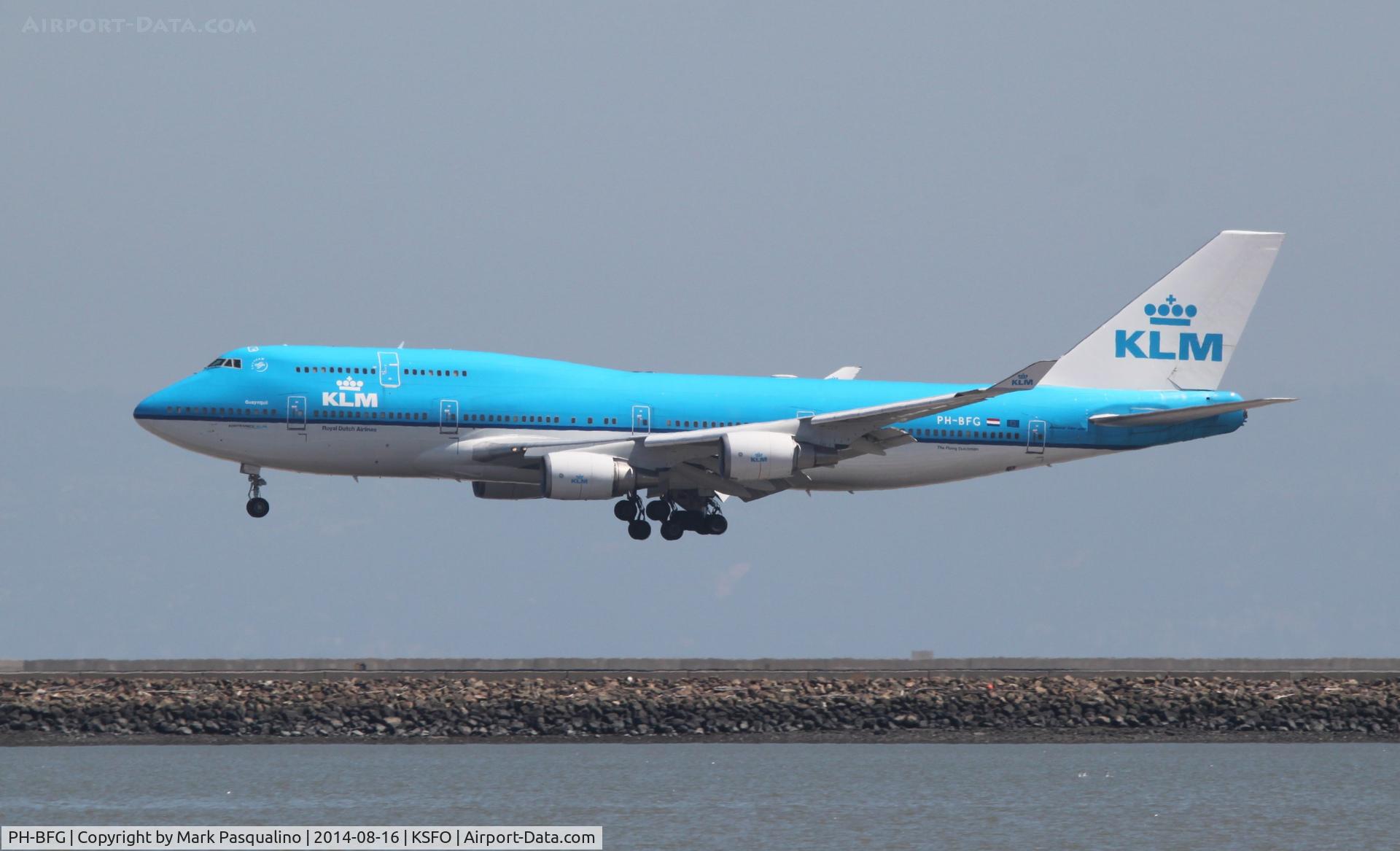PH-BFG, 1990 Boeing 747-406 C/N 24517, Boeing 747-400