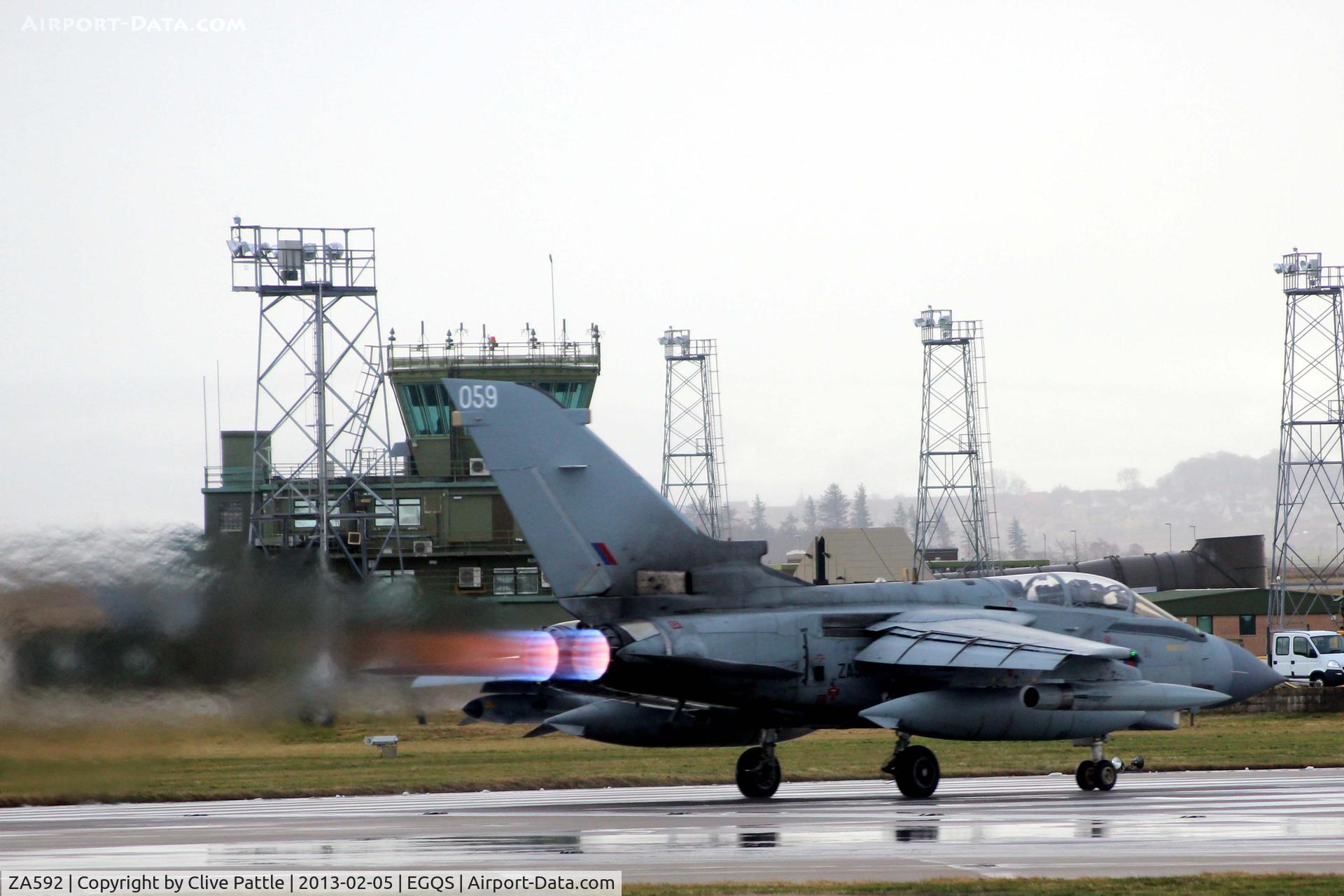 ZA592, 1982 Panavia Tornado GR.4 C/N 105/BS035/3056, Afterburner take-off