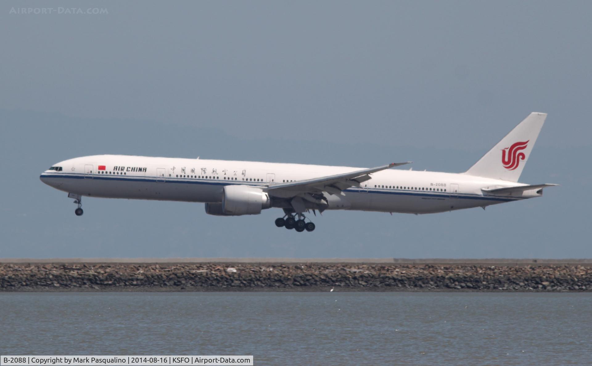 B-2088, 2011 Boeing 777-39L/ER C/N 38668, Boeing 777-300ER