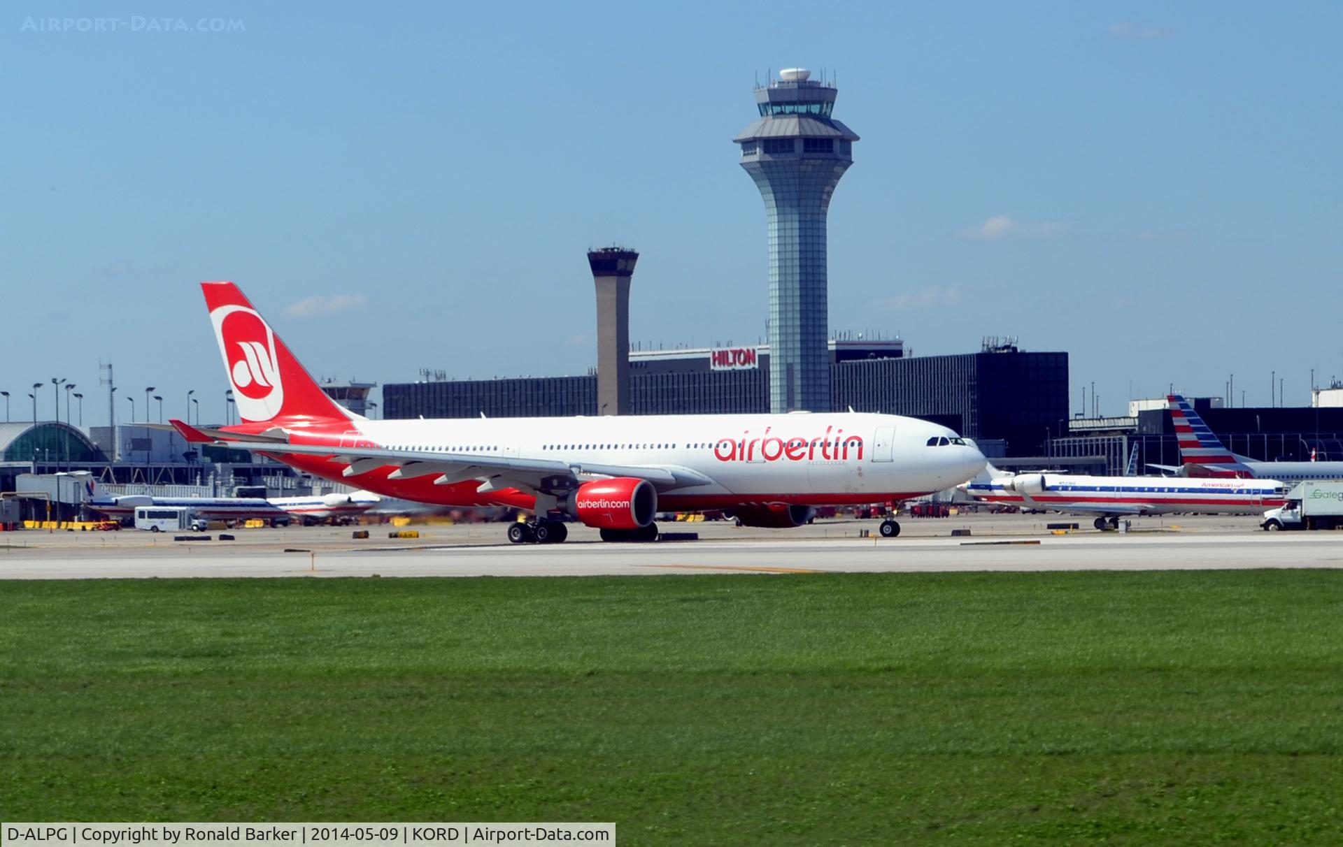 D-ALPG, 2002 Airbus A330-223 C/N 493, Taxi O'Hare
