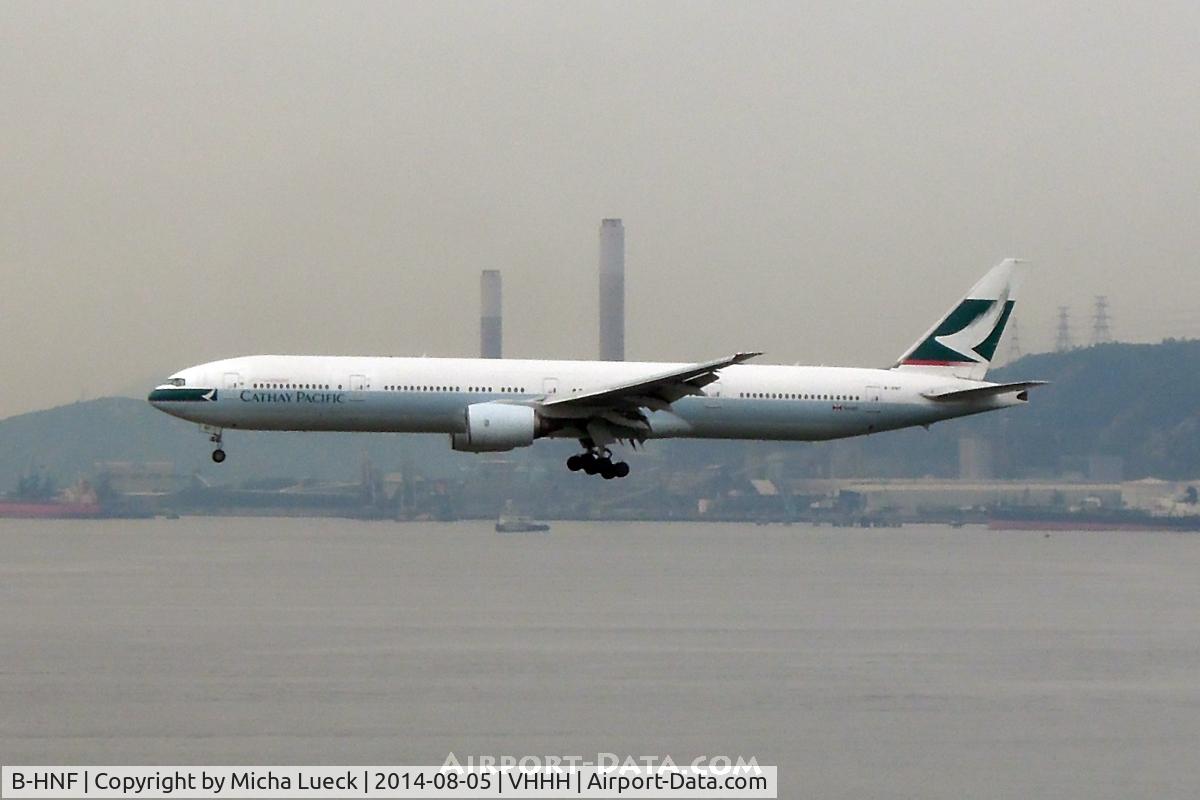 B-HNF, 1998 Boeing 777-367 C/N 27506, At Hong Kong