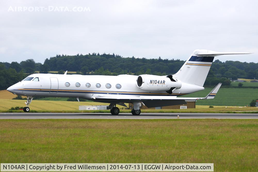 N104AR, 2011 Gulfstream Aerospace GIV-X (G450) C/N 4223, 