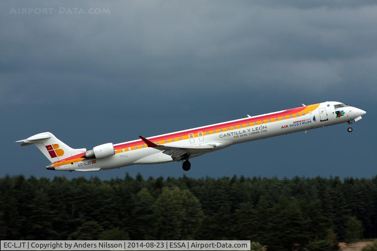 EC-LJT, 2010 Bombardier CRJ-1000ER NG (CL-600-2E25) C/N 19005, Departing runway 08.