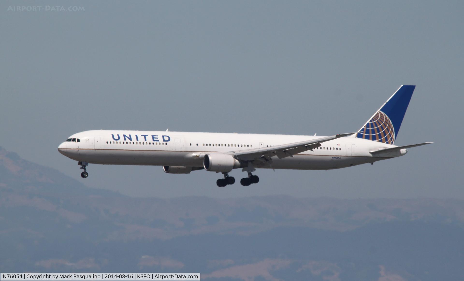 N76054, 2000 Boeing 767-424/ER C/N 29449, Boeing 767-400ER