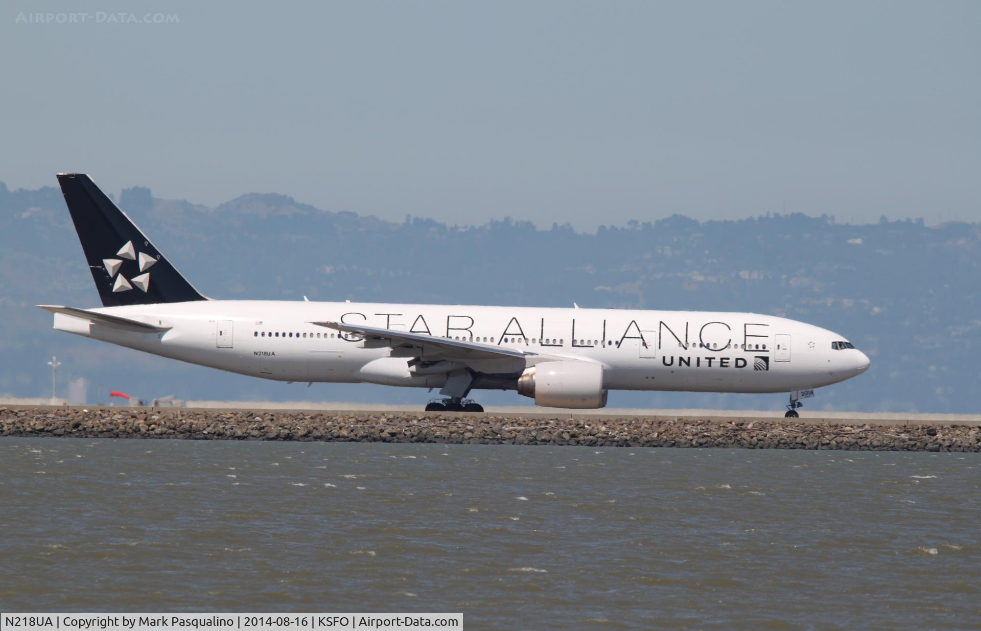 N218UA, 2001 Boeing 777-222 C/N 30222, Boeing 777-200