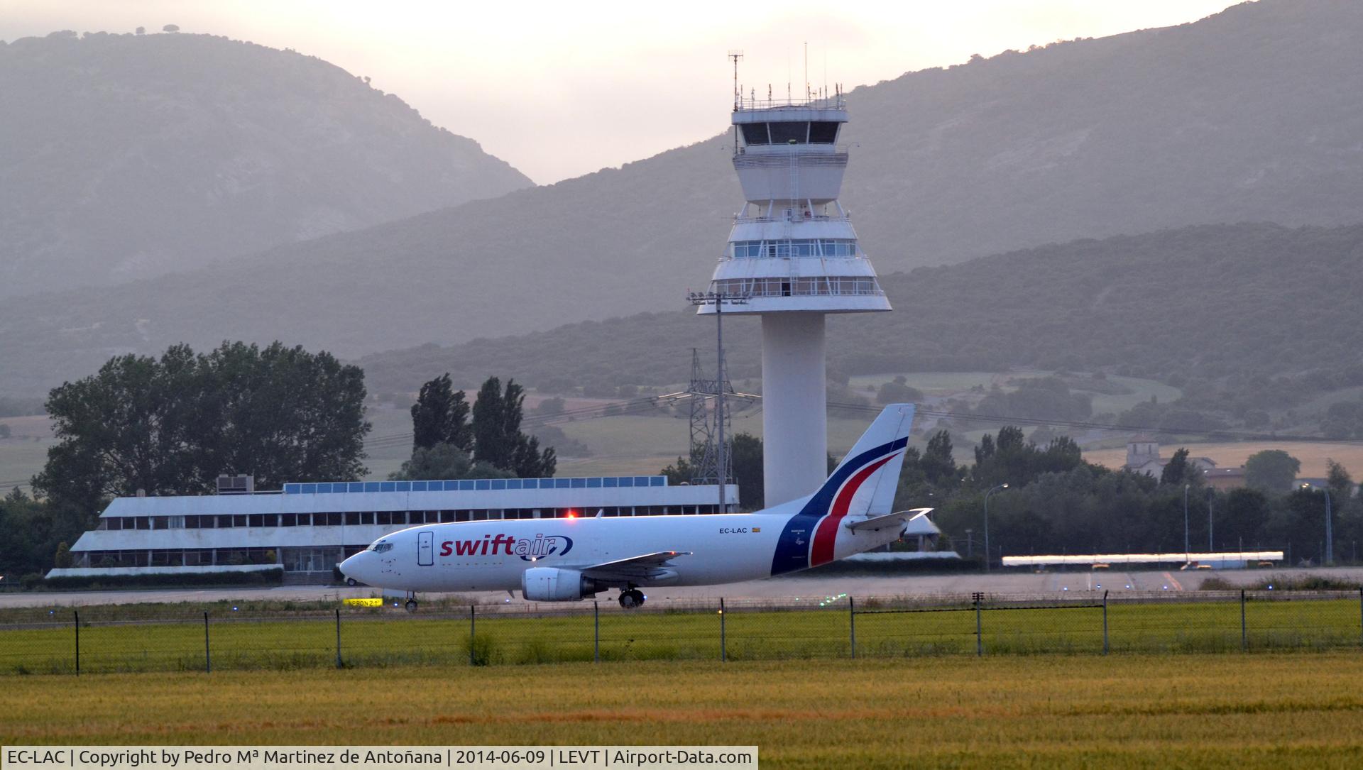 EC-LAC, 1989 Boeing 737-3M8/F C/N 24022, Aeropuero Foronda-Vitoria-Gasteiz
