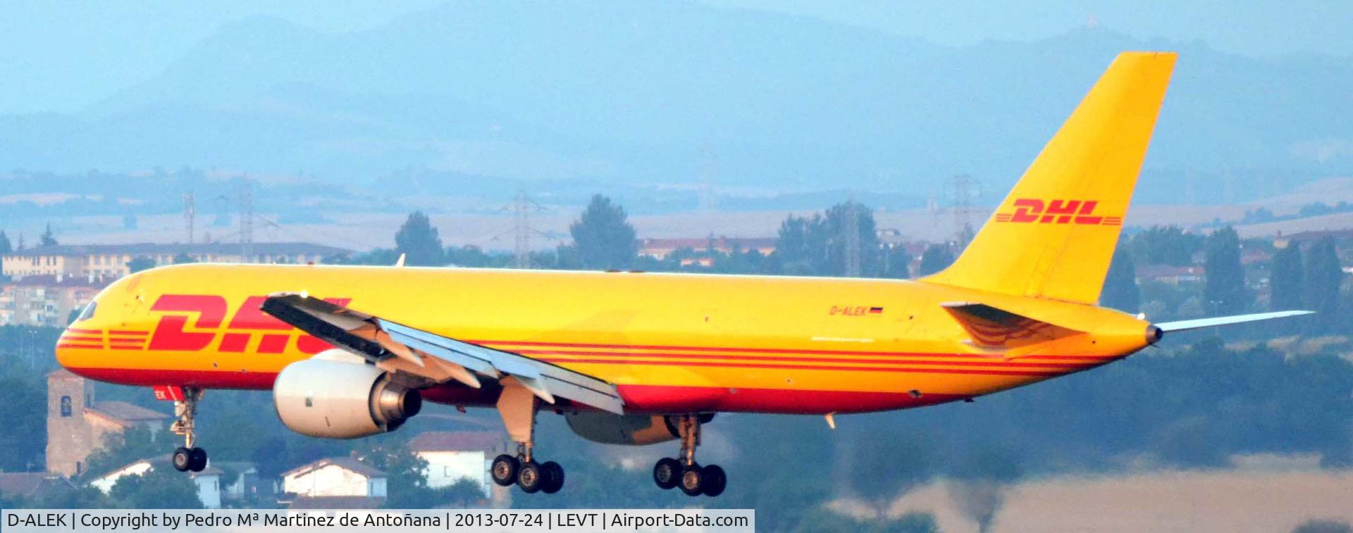 D-ALEK, 1986 Boeing 757-236/SF C/N 23533, Aeropuero Foronda-Vitoria-Gasteiz