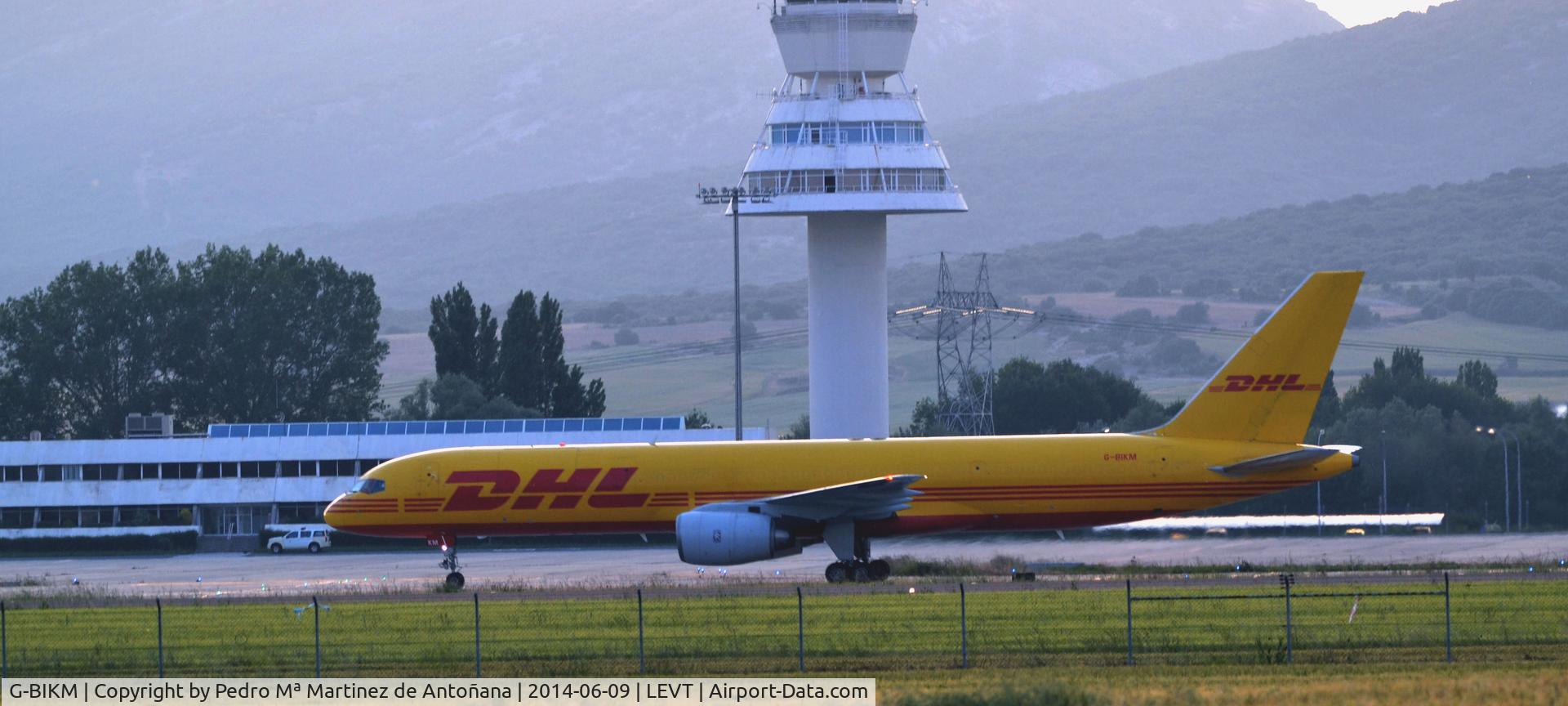 G-BIKM, 1984 Boeing 757-236/SF C/N 22184, Aeropuero Foronda-Vitoria-Gasteiz