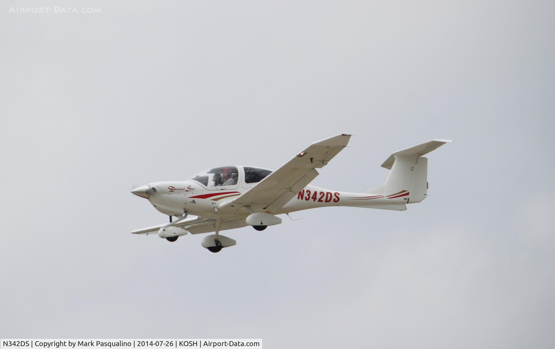 N342DS, 2001 Diamond DA-40 Diamond Star C/N 40.042, Diamond DA-40
