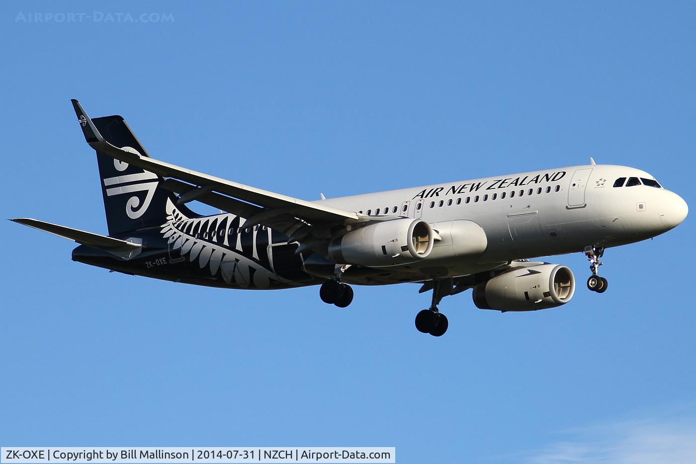 ZK-OXE, 2014 Airbus A320-232 C/N 5993, Finals to 02