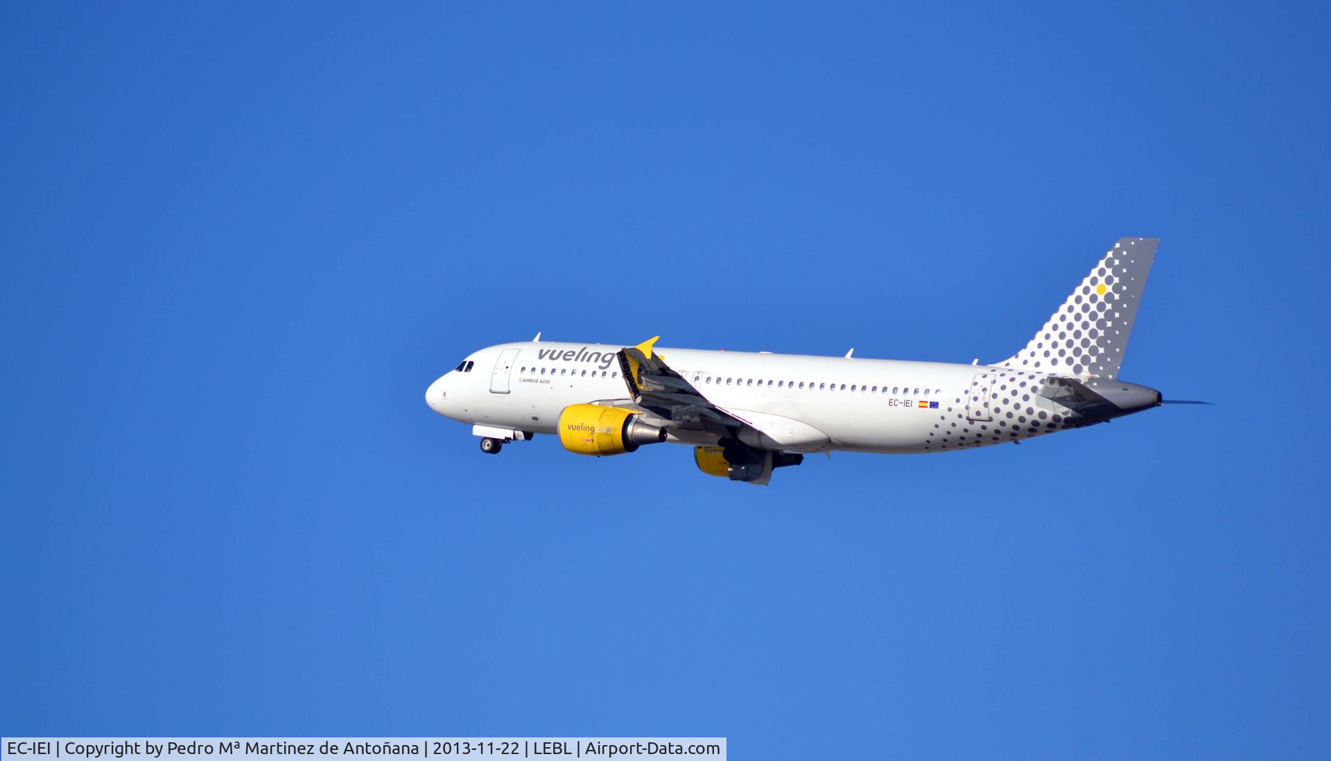 EC-IEI, 2001 Airbus A320-214 C/N 1694, Aeropuerto El Prat Barcelona