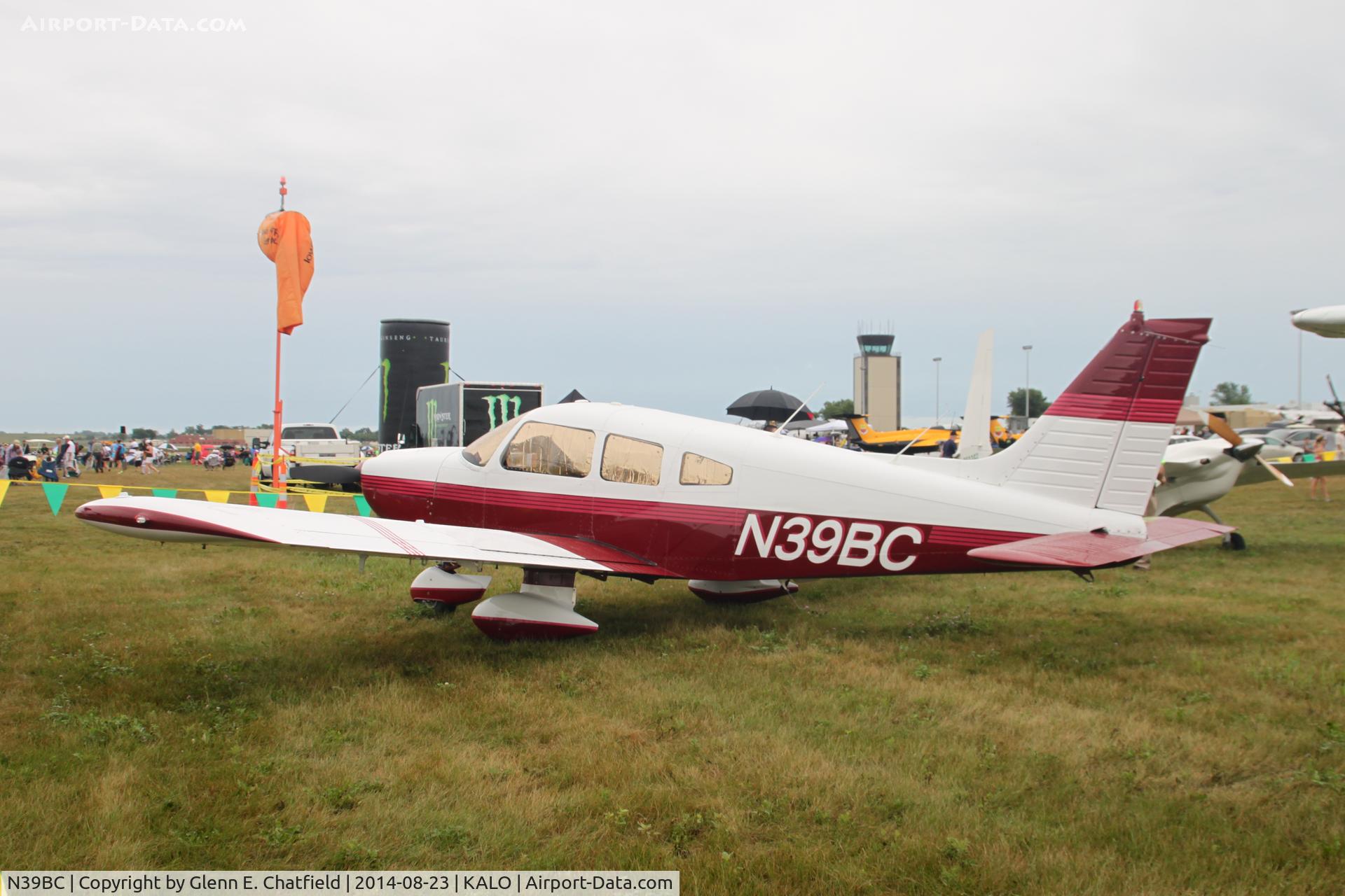 N39BC, 1973 Piper PA-28-235 C/N 28-7410013, At the air show
