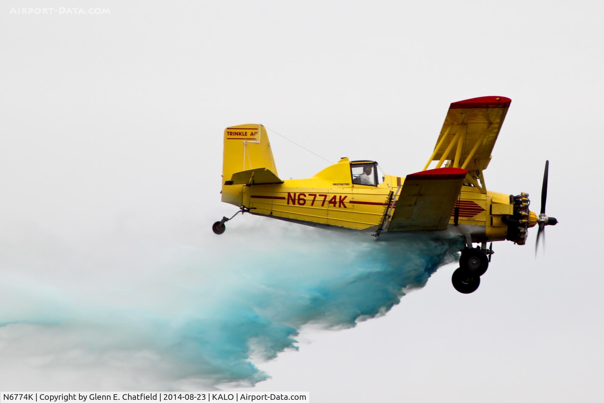 N6774K, 1978 Grumman-Schweizer G-164B C/N 463B, Aerial application demonstration at the air show