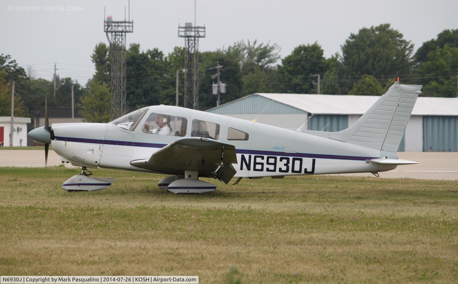 N6930J, 1976 Piper PA-28-181 Archer C/N 28-7690432, Piper PA-28-181