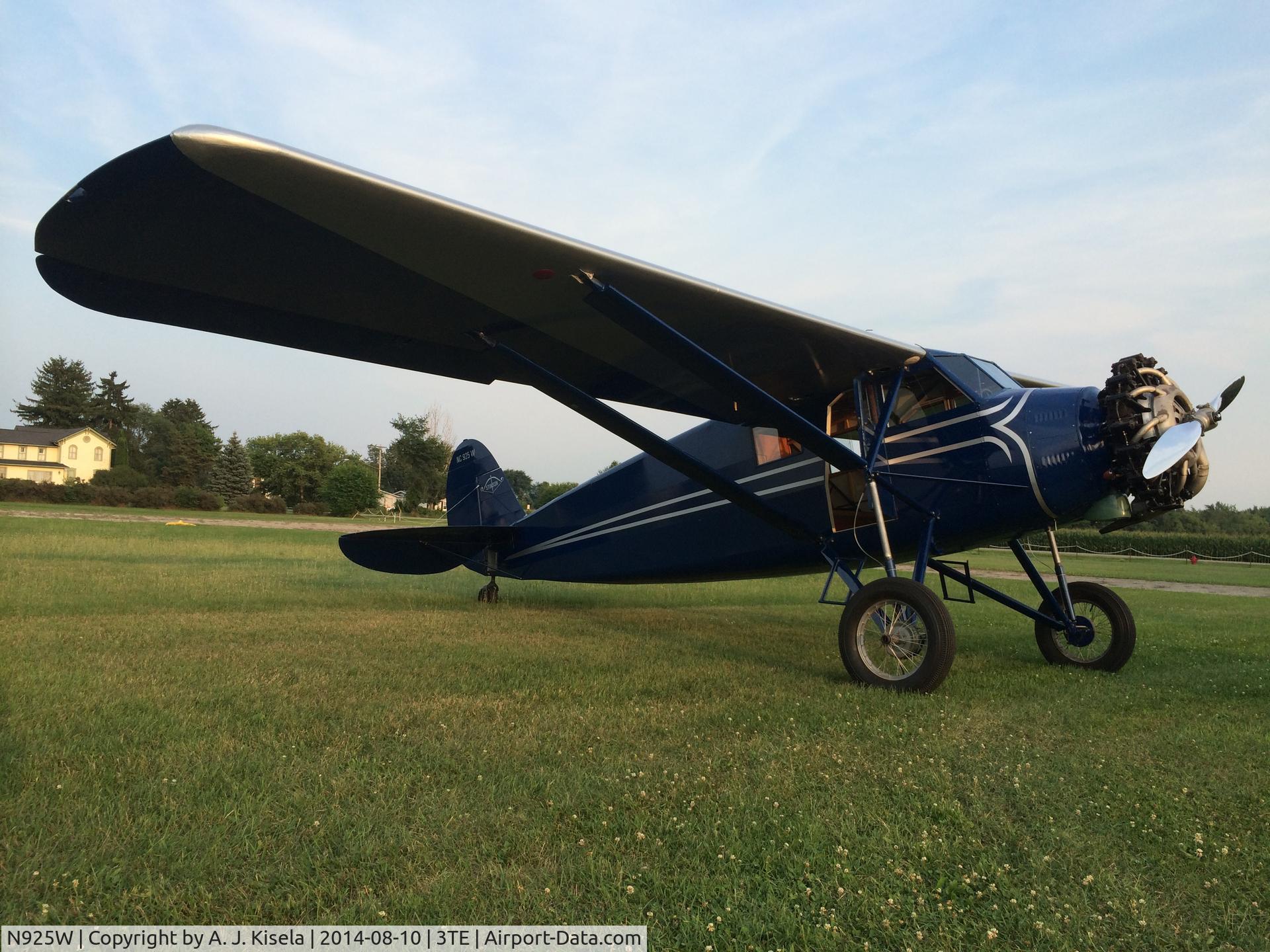 N925W, 1930 Stinson SM-8A Junior C/N 4094, Mynning Stinson at Meyers-Diver airport