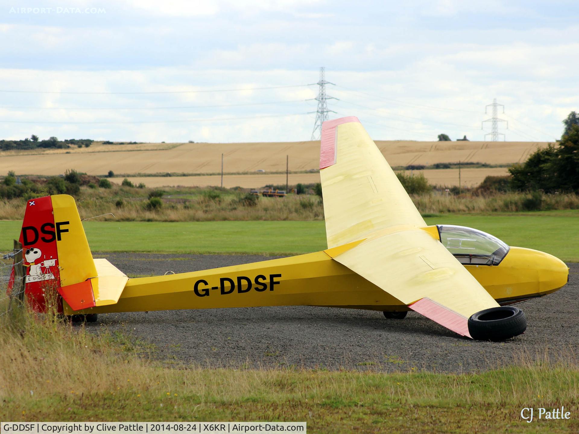 G-DDSF, Schleicher K-8B C/N 8220, At rest at Portmoak, Scotland