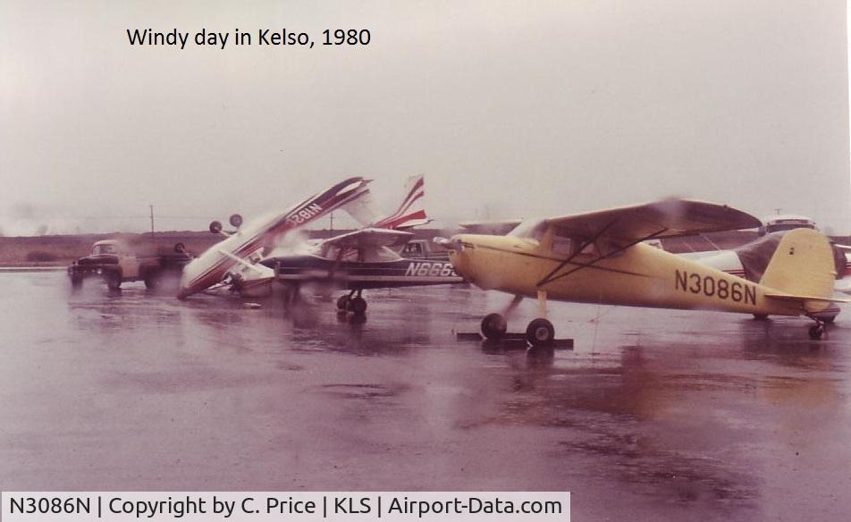 N3086N, 1947 Cessna 140 C/N 13344, Winds were up to 90mph. Many of my friends lost their birds that day.