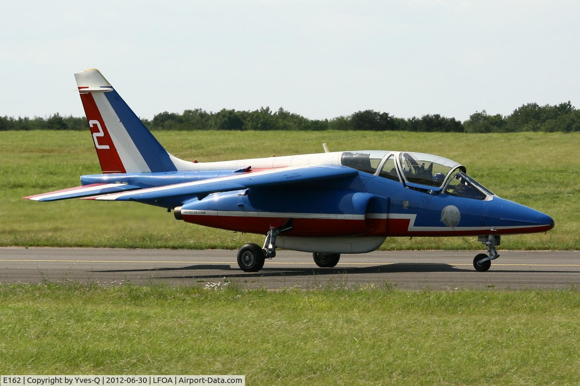 E162, Dassault-Dornier Alpha Jet E C/N E162, Dassault-Dornier Alpha Jet E (F-TERJ), Athos 02 of Patrouille De France in 2012, Avord Air Base 702 (LFOA) open day 2012