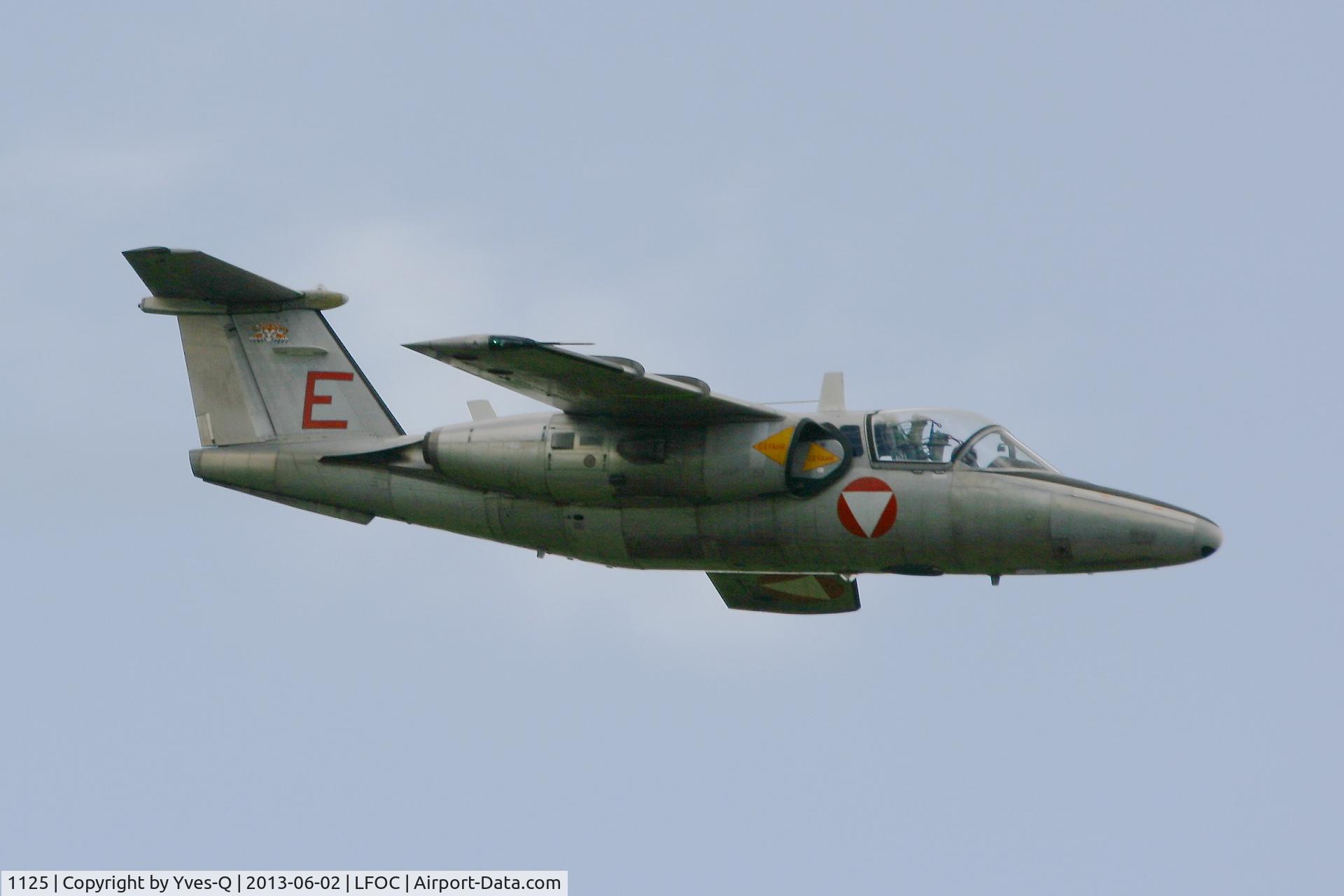 1125, Saab 105OE C/N 105425, Austrian Air Force Saab 105OE, Solo display, Chateaudun Air Base 279 (LFOC) Open day 2013